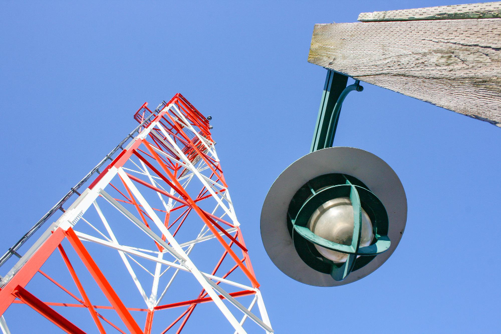 Mounting the Camera, Anti-vibration, and Tamper-proofing to Make the Tower Crane More Reliable